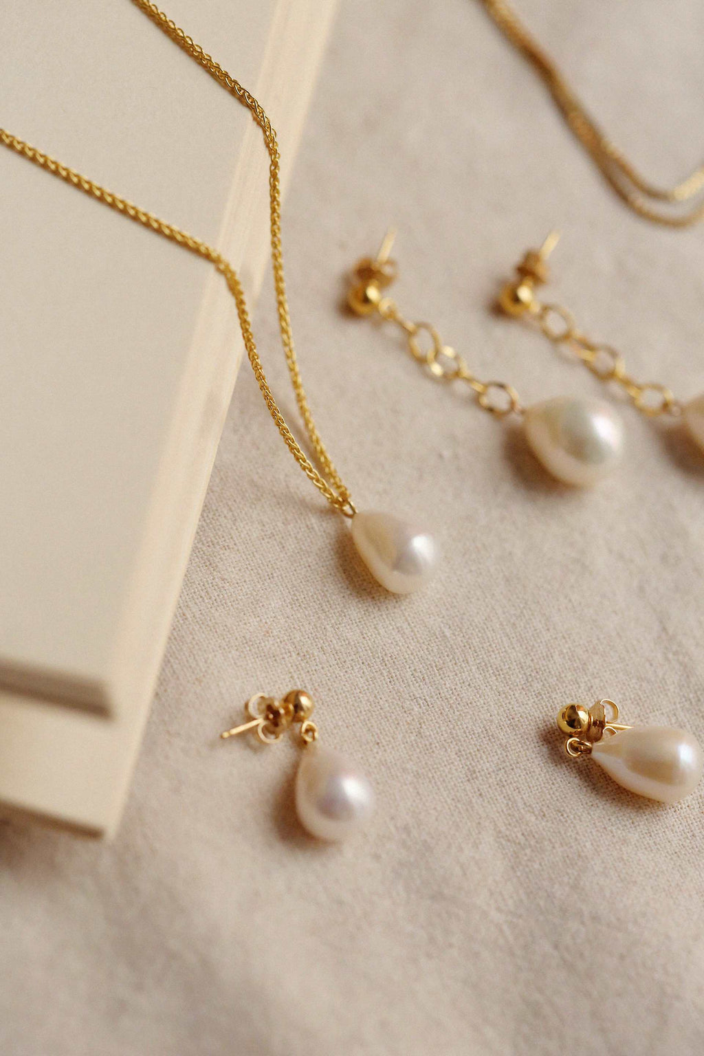 The Seraphina Pearl Cascade